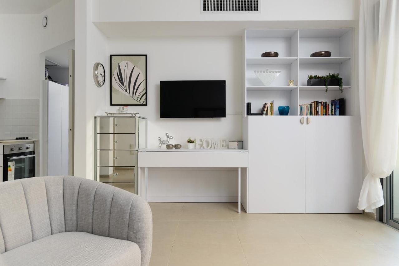 Quiet Hideaway & Terrace Near Beach By Feelhome Tel Aviv Luaran gambar